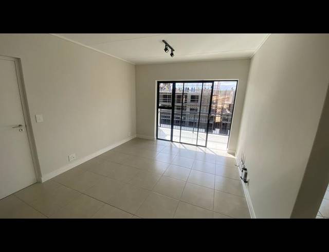 1 BEDROOM PROPERTY TO RENT IN RICHWOOD
